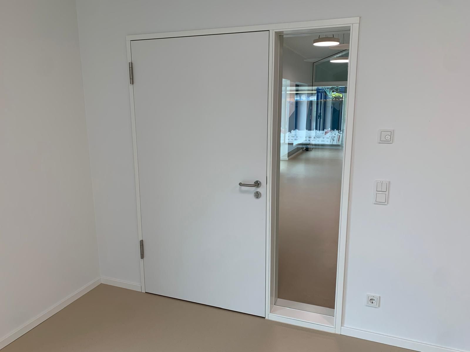 Zimmertüren, mit Lichtausschnitt