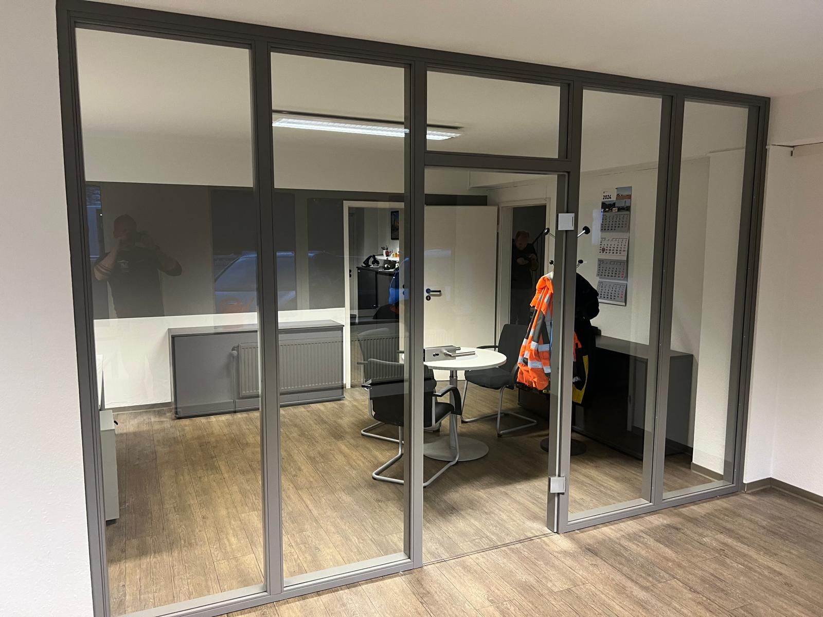 Raumtrenner für ein Büro